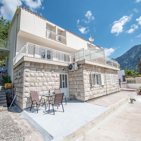 Seafront Apartment Kotor Exterior photo