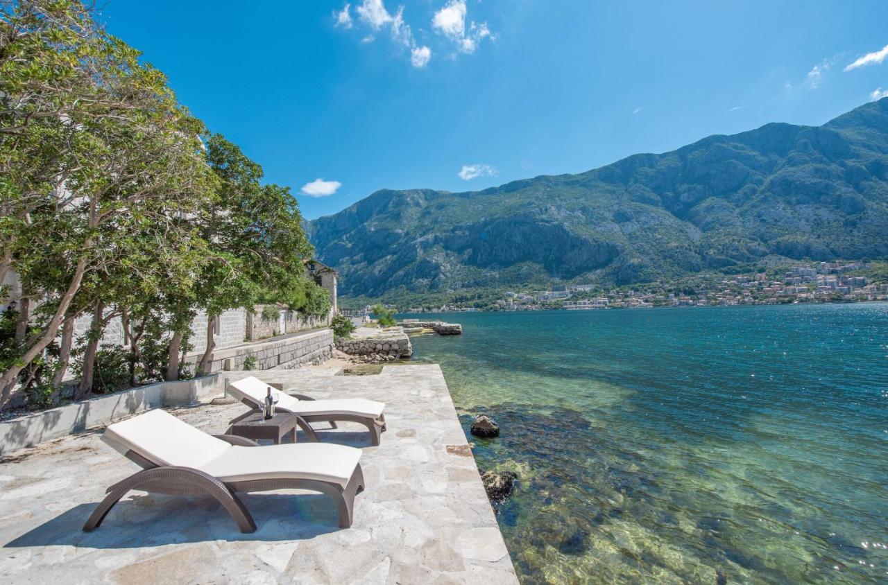 Seafront Apartment Kotor Exterior photo